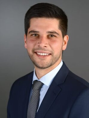 Serhat Uzunova